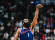 哈登官方公布新规，关键时刻神级表现引发争议，鹈鹕球迷热议！