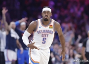 步行者绝杀时刻，刷新队史纪录点燃赛场，复出首战轰40分迎来胜利！的简单介绍